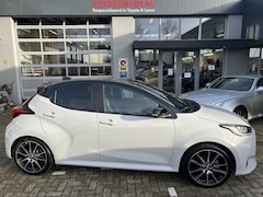 Toyota Yaris - 1.5 Hybrid GR Sport A/T + FABRIEKSGARANTIE