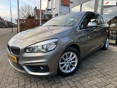 BMW 2-serie Active Tourer - 216d Essential|Leer|Navi|Clima