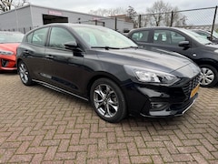 Ford Focus - 1.0 EcoBoost ST Line Business | 5deurs | Airco | Elek. pakket | PDC | Vol opties | Dealera