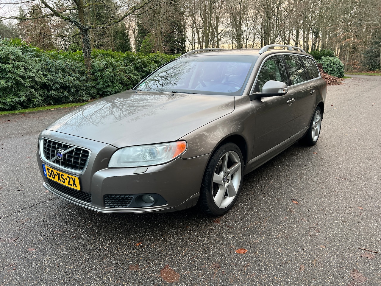 Volvo V70 - 3.2 Summum Volvo V70 3.2 Summum 238PK Four-C Youngtimer ABL PDC Xenon - AutoWereld.nl