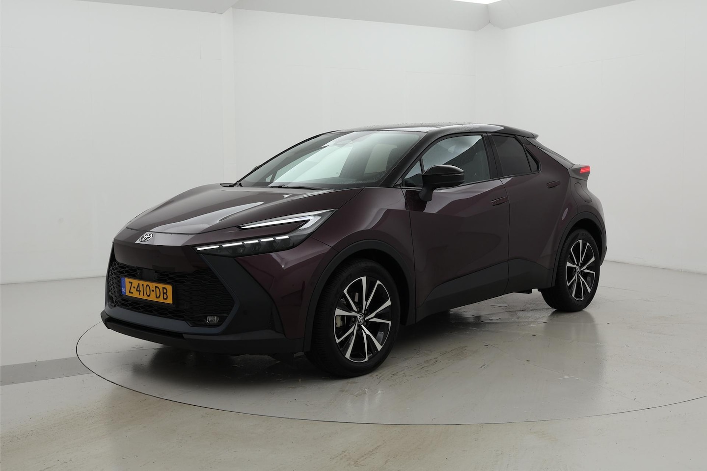 Toyota C-HR - 2.0 Hybrid 200 First Edition Dodehoek - AutoWereld.nl