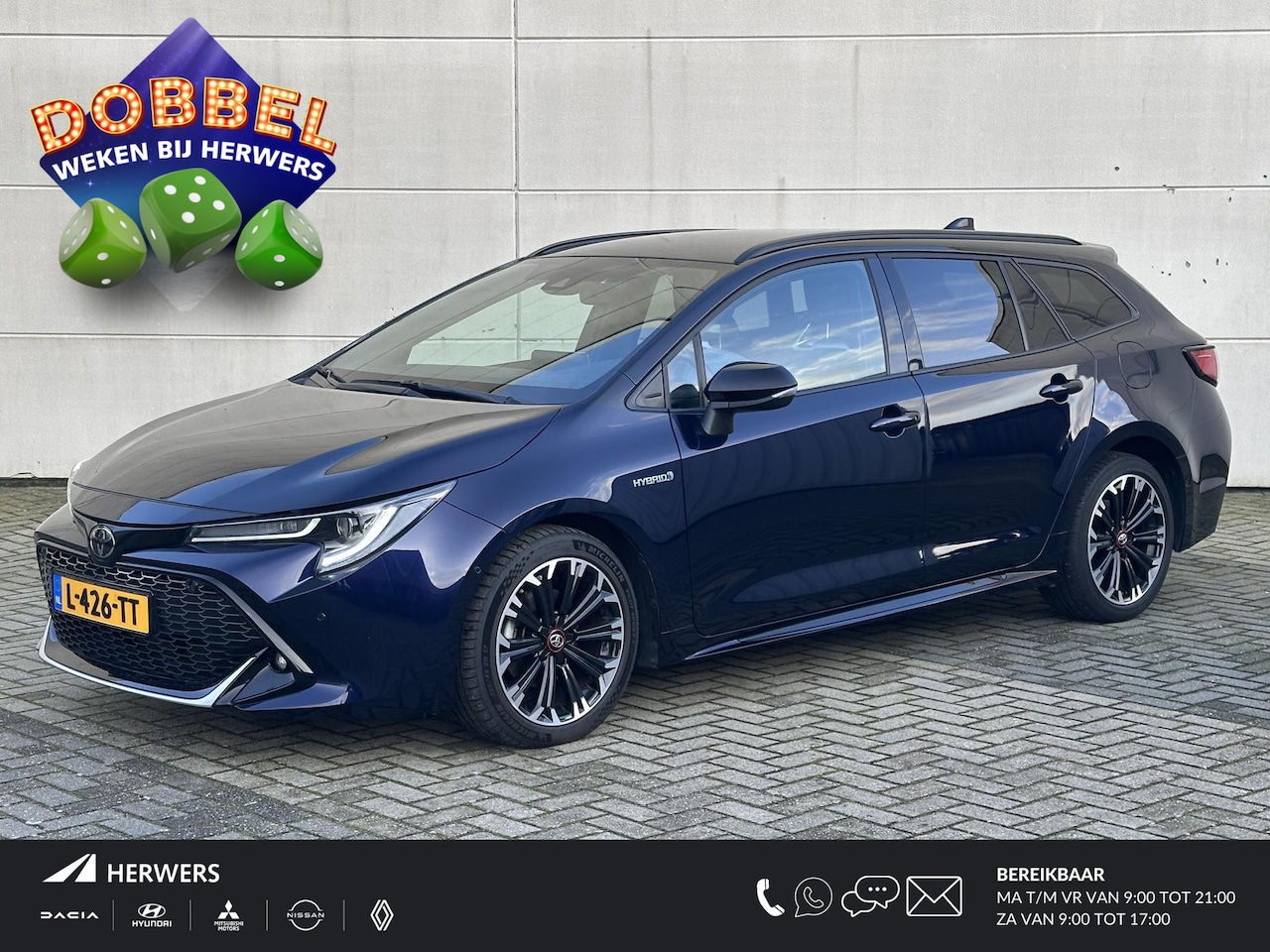 Toyota Corolla Touring Sports - 1.8 Hybrid GR-Sport / Automaat / Apple carplay & Android auto / Stoelverwarming / Achterui - AutoWereld.nl