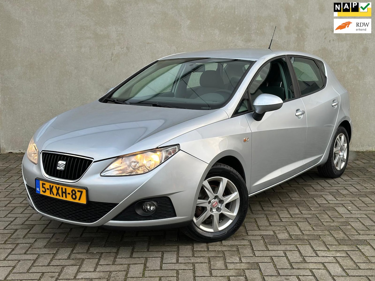 Seat Ibiza - 1.6 TDI Sport D-riem vv Nwe APK 5drs Airco Cruise - AutoWereld.nl