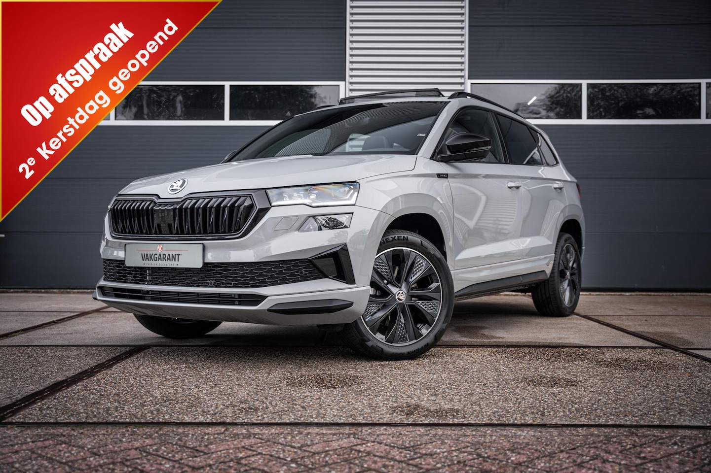 Skoda Karoq - 1.5 TSI ACT Sportline Business | Pano dak | Stoel/Stuur Verw. | Sportstoelen | Cruise Cont - AutoWereld.nl