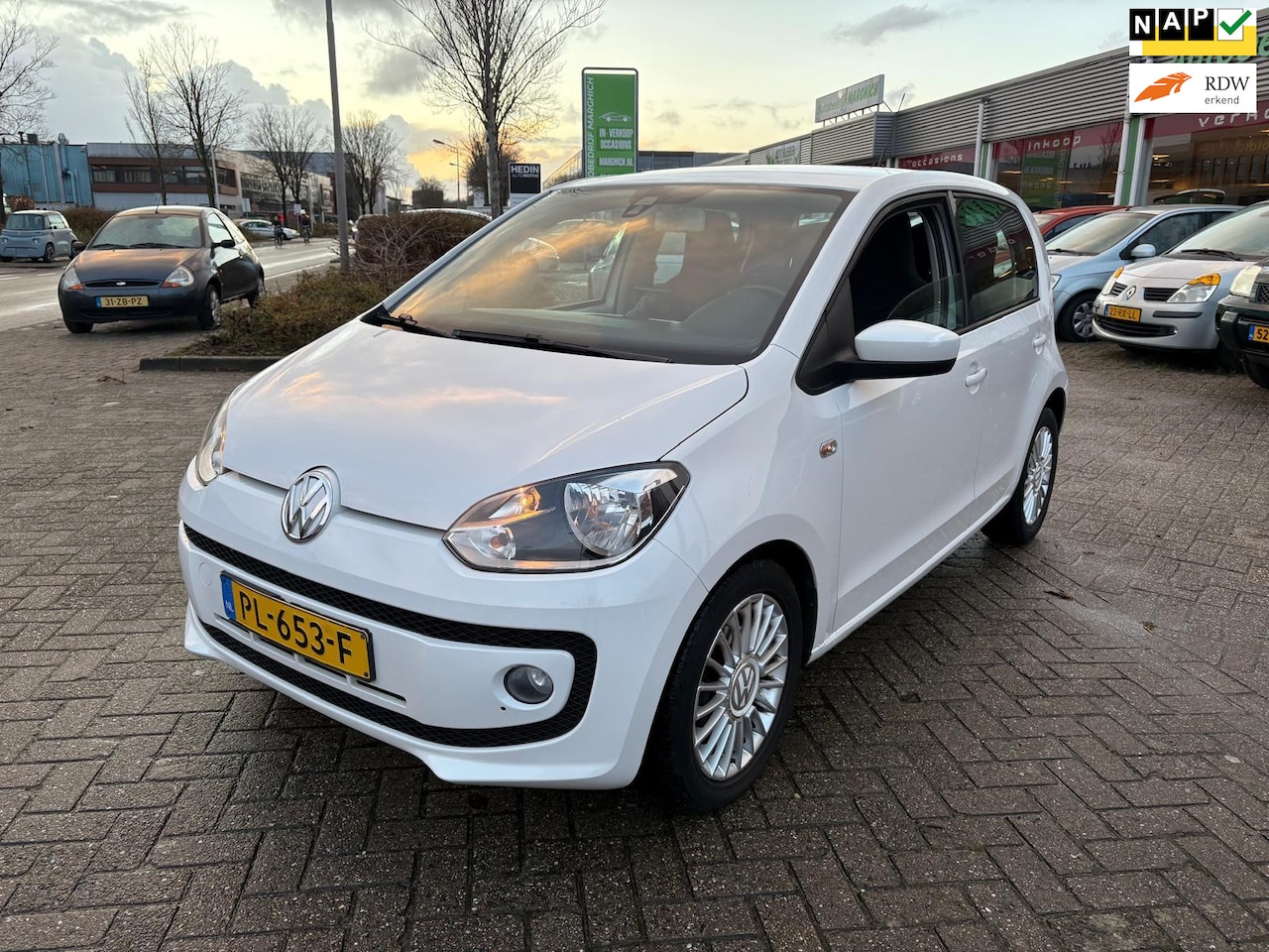 Volkswagen Up! - 1.0 move up!|5-DEURS|AIRCO|NAVI| - AutoWereld.nl