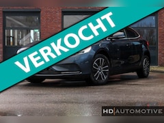 Volvo V40 - 2.0 D2 Inscription PANO|LEER|LED|STANDKACHEL|DODEHOEK