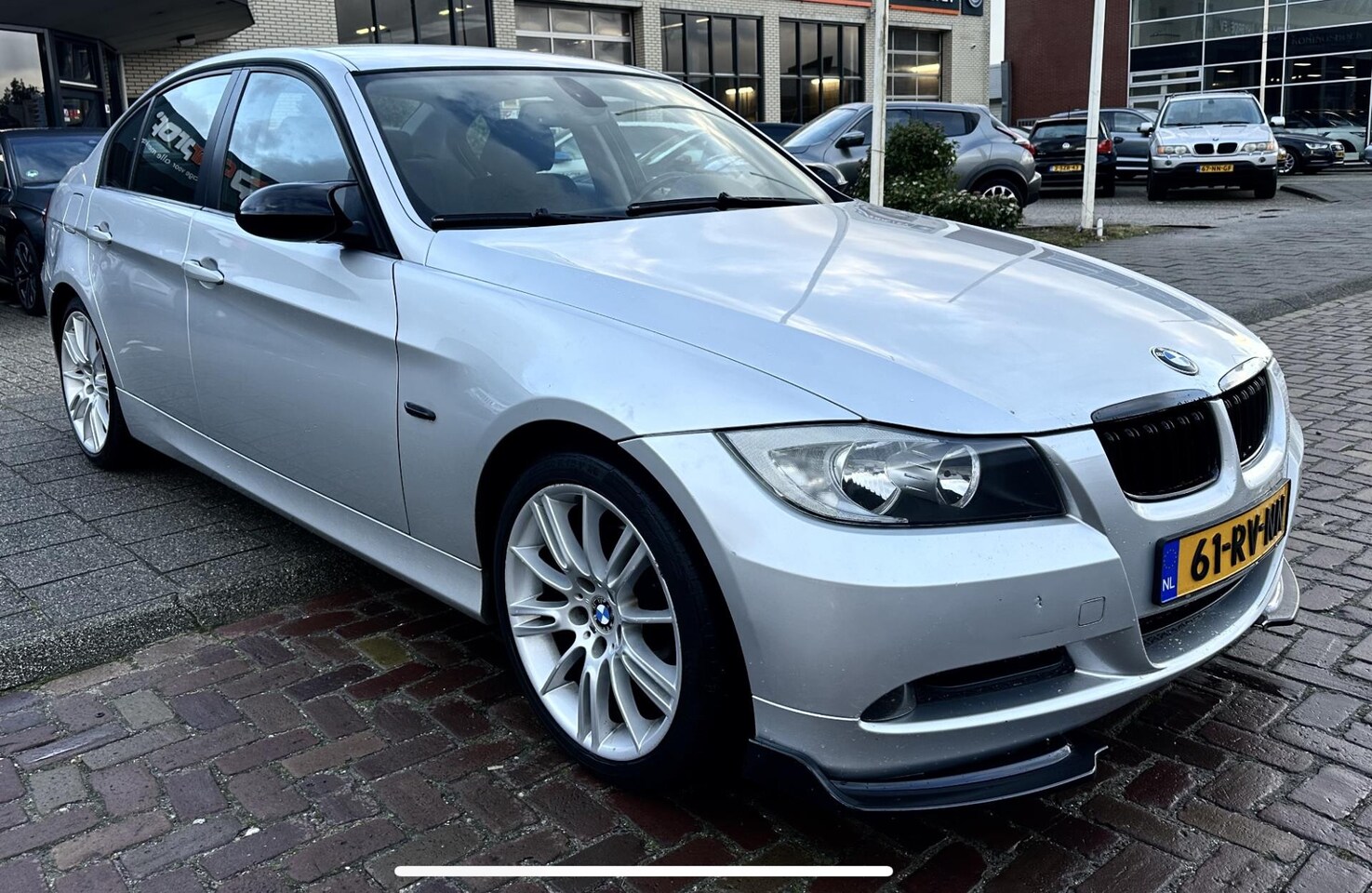 BMW 3-serie - 318i Dynamic Executive 318i Dynamic Executive - AutoWereld.nl