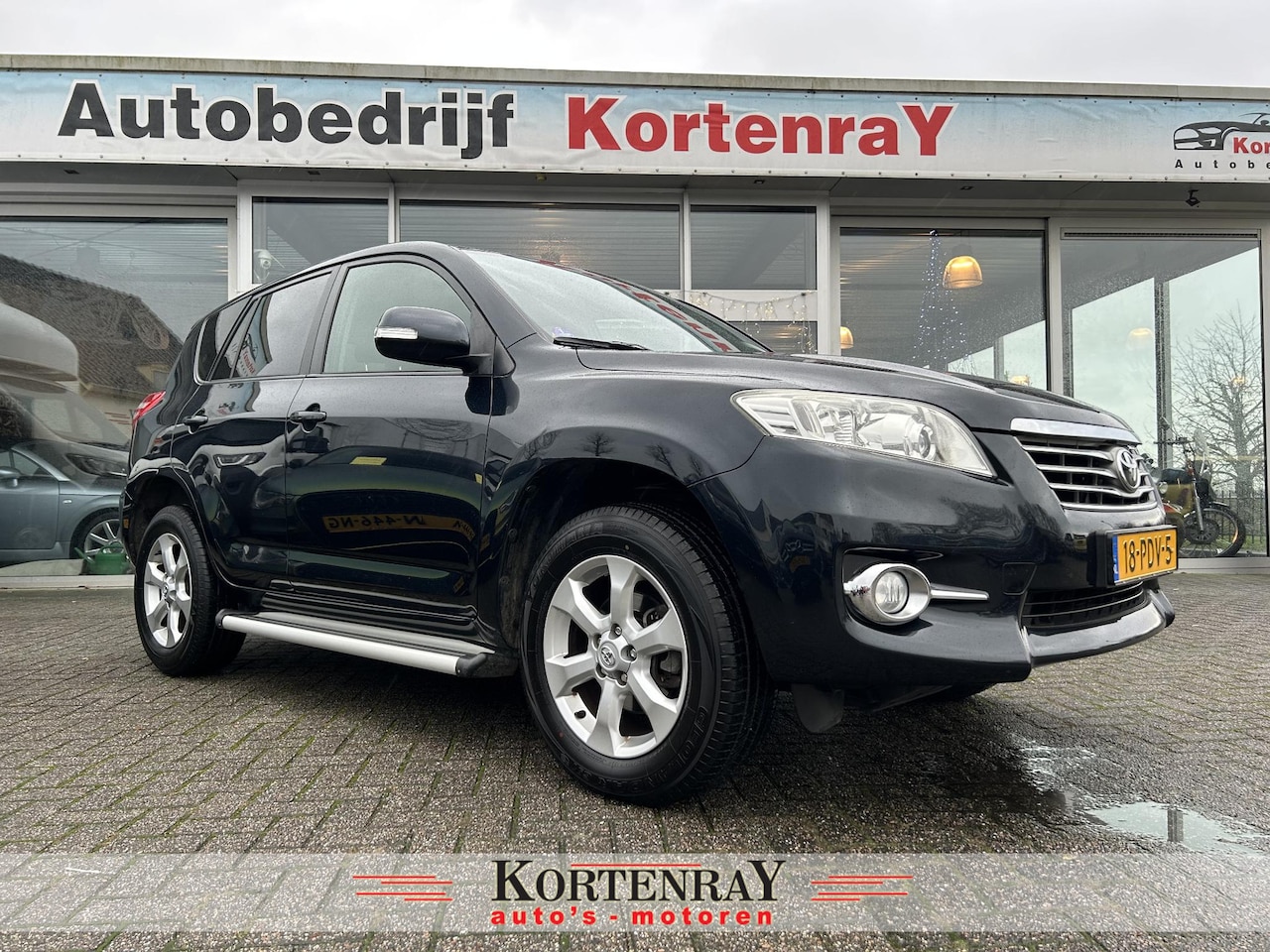 Toyota RAV4 - 2.0 VVTi Executive Business 4X4/ECC/CRUISE CONTROL/NAVI/AFNEEMBARE TREKHAAK - AutoWereld.nl