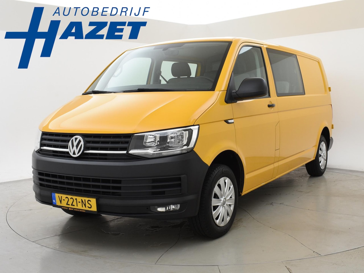 Volkswagen Transporter - 2.0 TDI L2H1 DUBBEL CABINE EURO 6 + TREKHAAK / CRUISE CONTROL - AutoWereld.nl