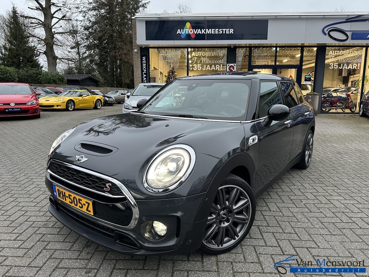 MINI Clubman - Mini 2.0 Cooper S 192PK Automaat Serious Business Navi|LED|Keyless|Panorama|Harman-Kardon - AutoWereld.nl