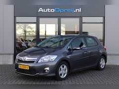 Toyota Auris - 1.8 Full Hybrid AUTOMAAT Business NAVI, Camera, Trekhaak, Dealer