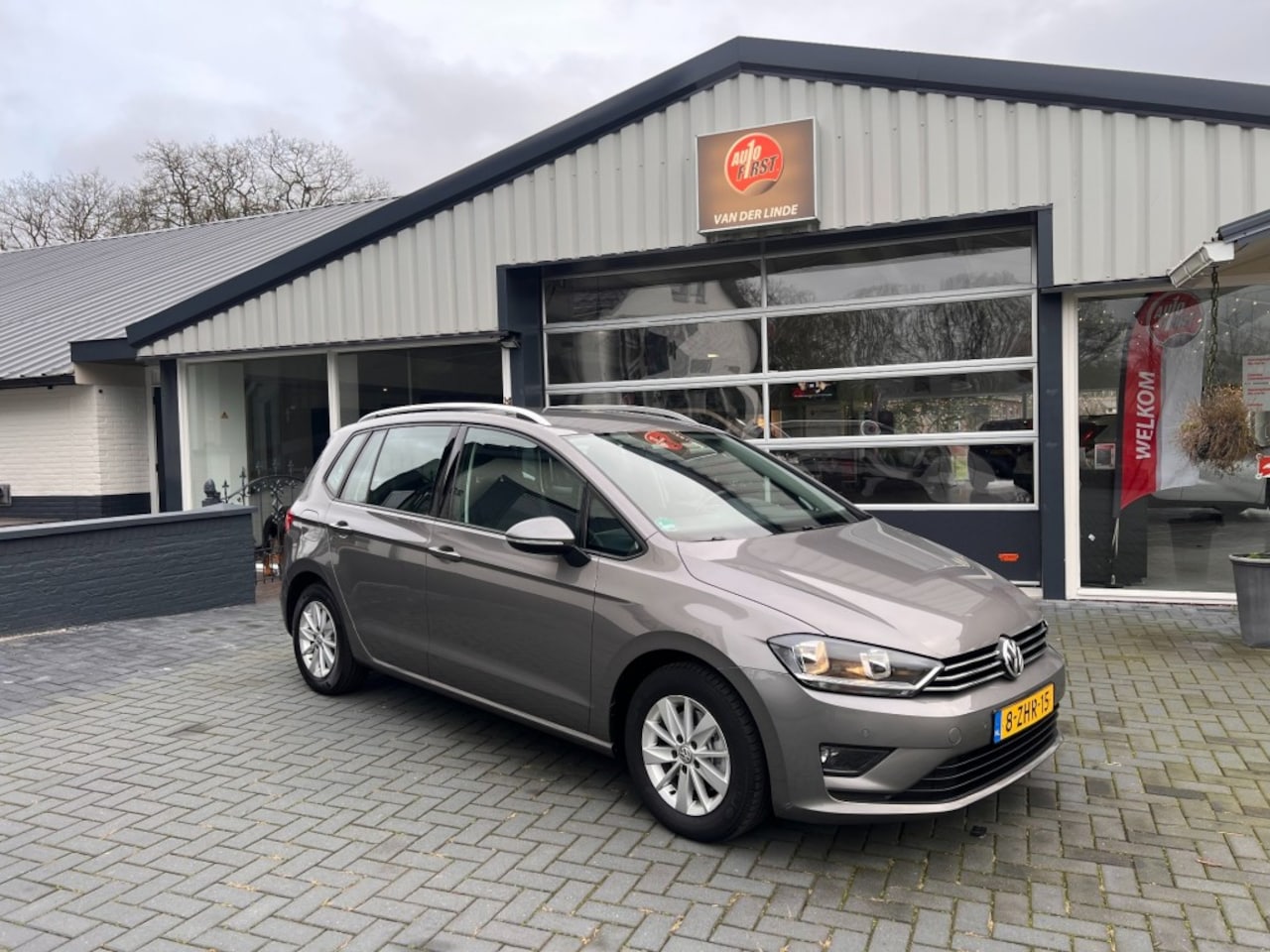 Volkswagen Golf Sportsvan - 1.4 TSI Comfortline 1.4 TSI Comfortline, cruise, airco, trekhaak - AutoWereld.nl