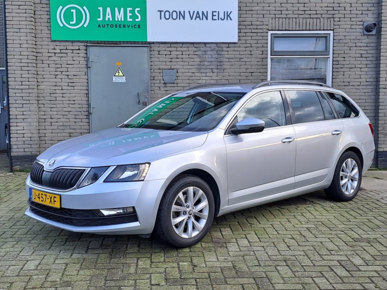 Skoda Octavia - 115 pk Tsi Business Edition Plus Navi-Parkeersensoren-Clima- - AutoWereld.nl