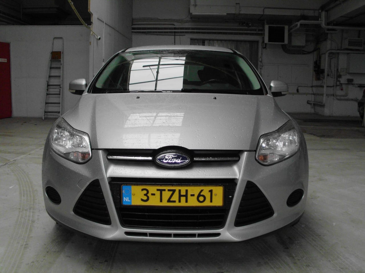 Ford Focus Wagon - 1.6 TDCI Lease Trend NAVI AIRCO - AutoWereld.nl