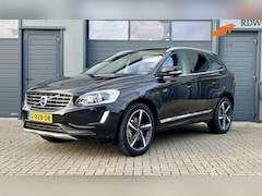 Volvo XC60 - 2.4 D5 AWD 5 Cil. 215pk Summum | Automaat | UNIEK | Trekhaak Afnb. | Camera | 20'' | Leer