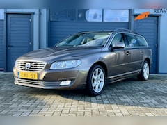 Volvo V70 - 2.0 D4 181pk Nordic+ | Zeer Net | Compleet | Leer | Standkachel |