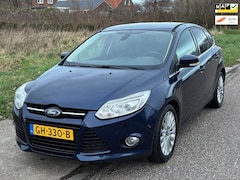 Ford Focus - 1.6 EcoBoost Trend Sport 5-Drs ECC Audio-CD/Navigatie El. pakket LMV 17" ABS ESP Cruisecon