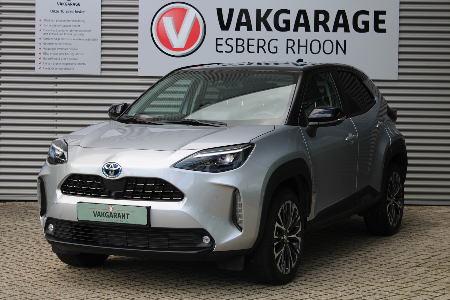 Toyota Yaris Cross - 1.5 Hybrid Executive NAVI/360CAM,PANO,LEER,HUD - AutoWereld.nl