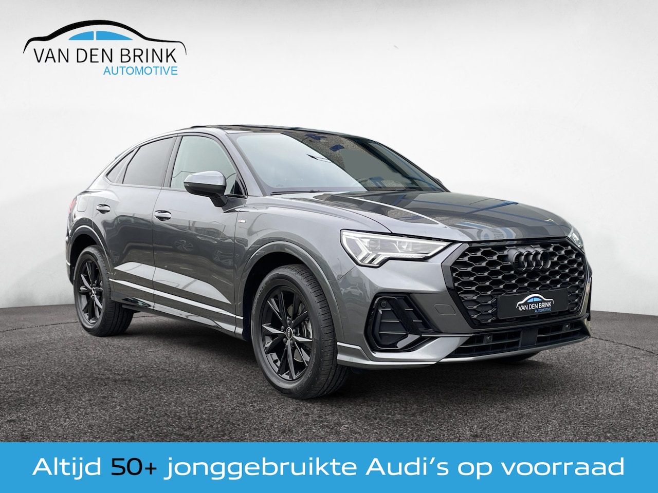 Audi Q3 Sportback - 35 TFSI S-Line Black Edition Pano - AutoWereld.nl