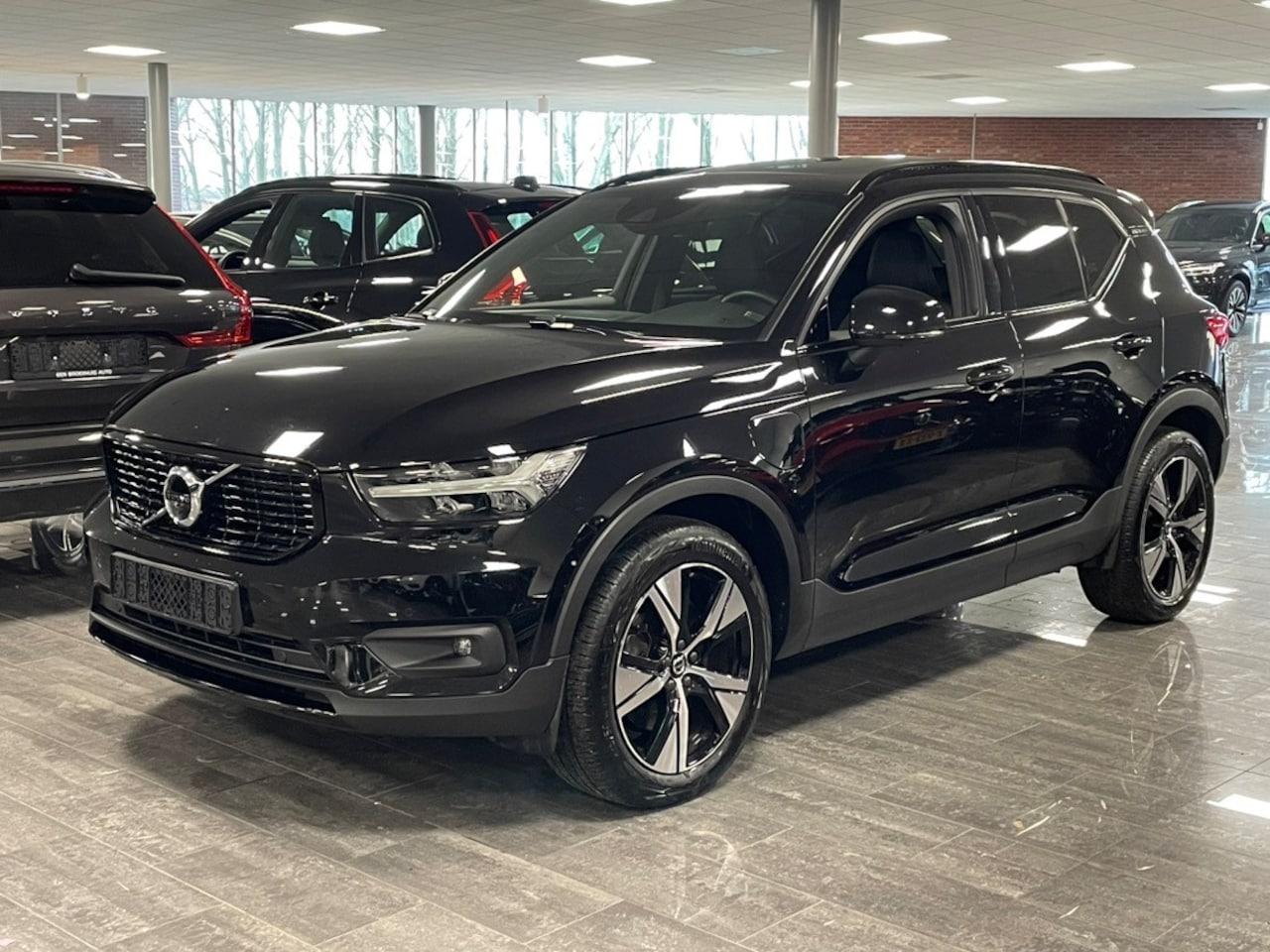 Volvo XC40 - T5 Recharge R-Design | Schuifdak | Trekhaak | 360° Camera | Adaptieve Cruise Control | Har - AutoWereld.nl