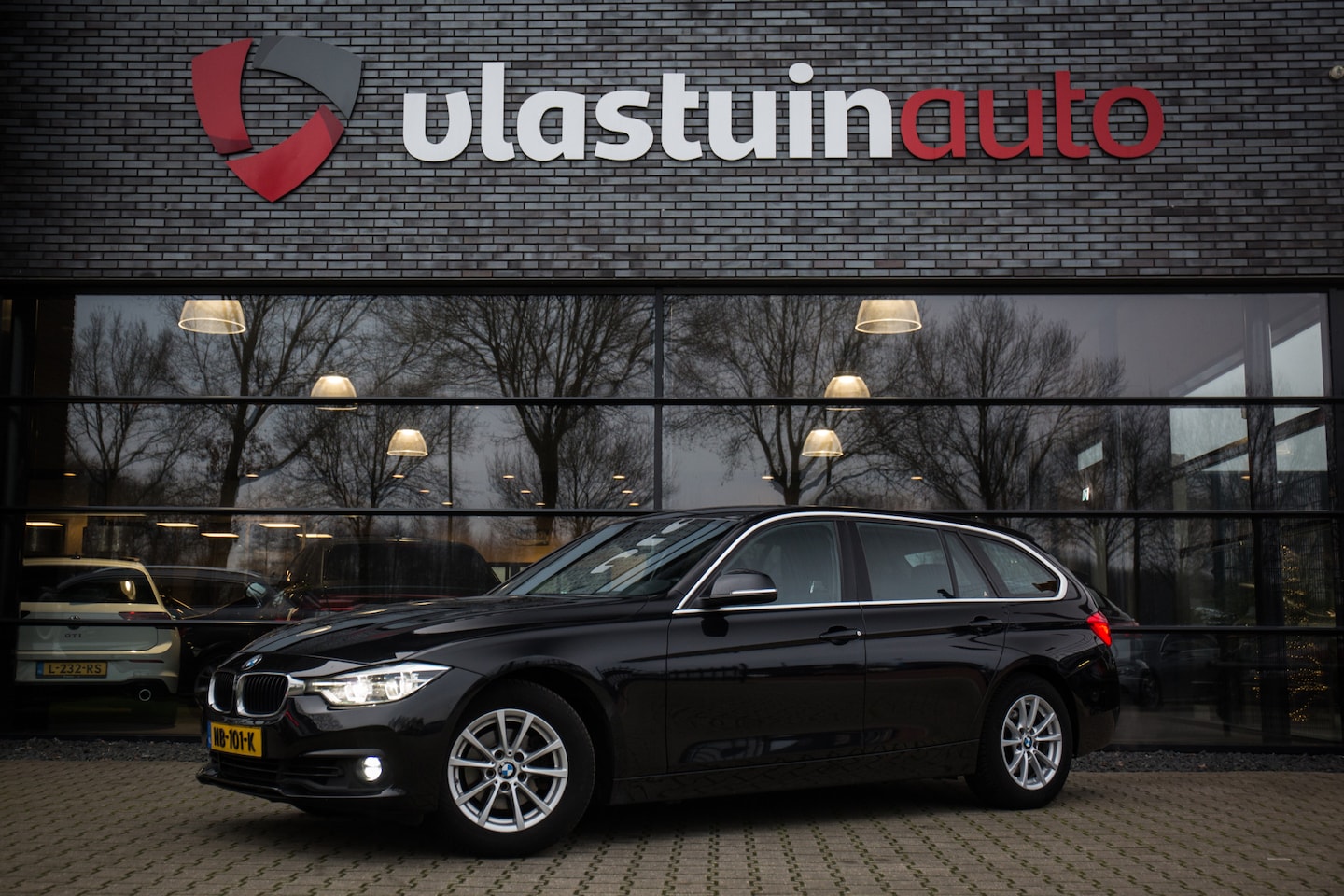 BMW 3-serie Touring - 318i Centennial Executive 318i Centennial Executive - AutoWereld.nl