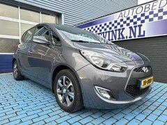 Hyundai ix20 - 1.4i NAVI AIRCO P-CAMERA PDC HOGE INSTAP