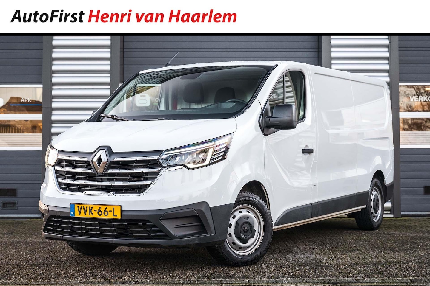 Renault Trafic - 2.0 dCi 130 T30 L2H1 Work Edition met Arico/Trekhaak - AutoWereld.nl