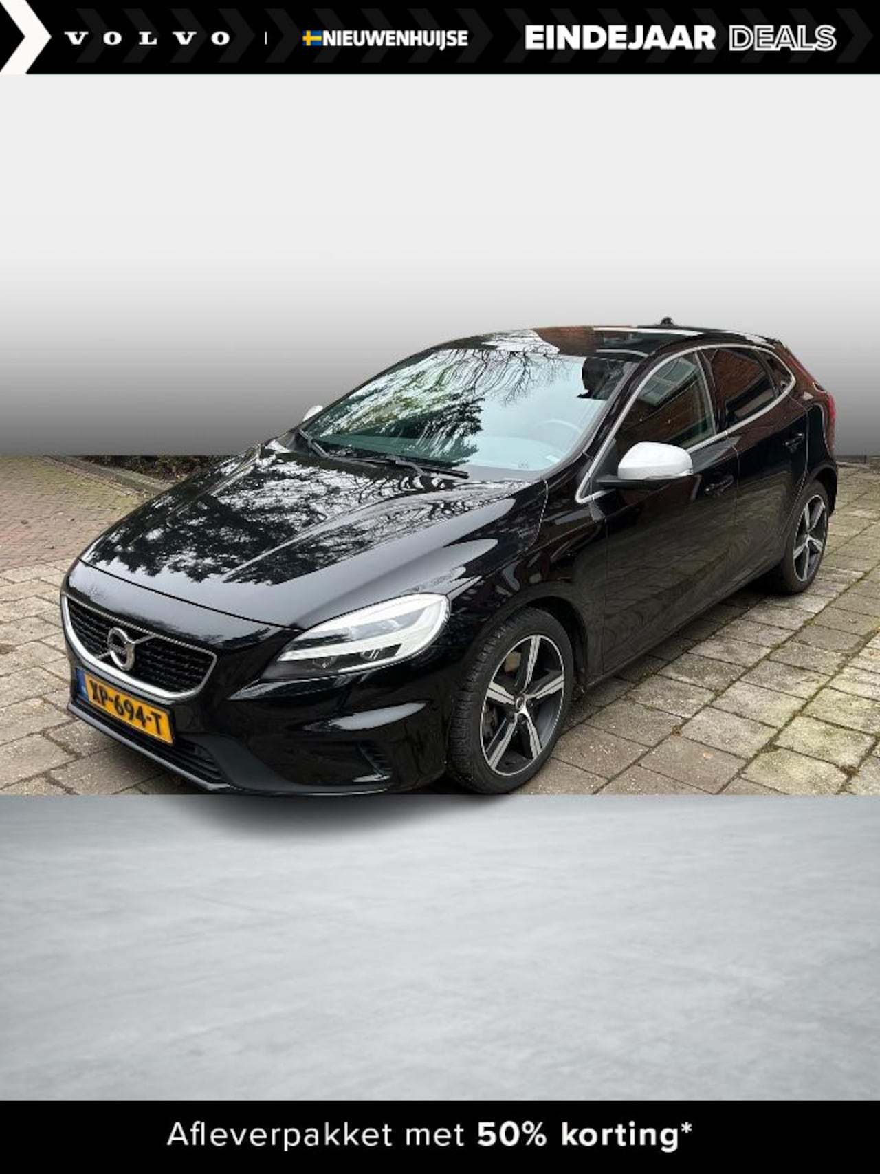 Volvo V40 - 1.5 T3 Polar+ Sport | Trekhaak | Panoramadak | Harman/Kardon | Keyless entry | Standkachel - AutoWereld.nl