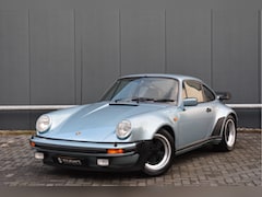 Porsche 911 - 930 3.3 Turbo