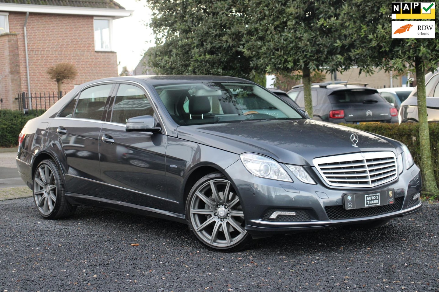 Mercedes-Benz E-klasse - 350 CGI Avantgarde 292 PK Aut. Youngtimer Xenon Camera Memory 19'' - AutoWereld.nl