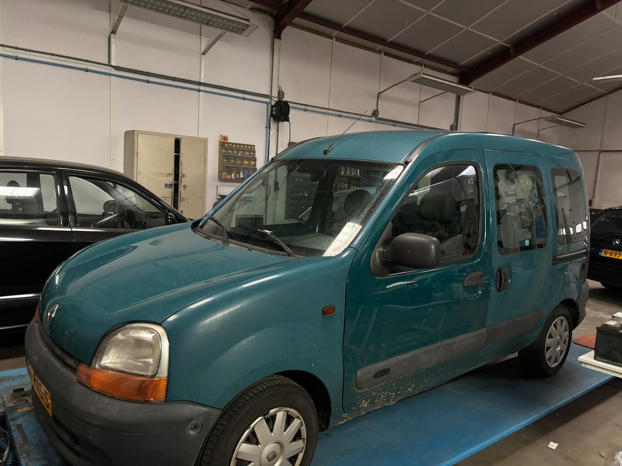 Renault Kangoo - 1.2-16V Expression apk nap - AutoWereld.nl