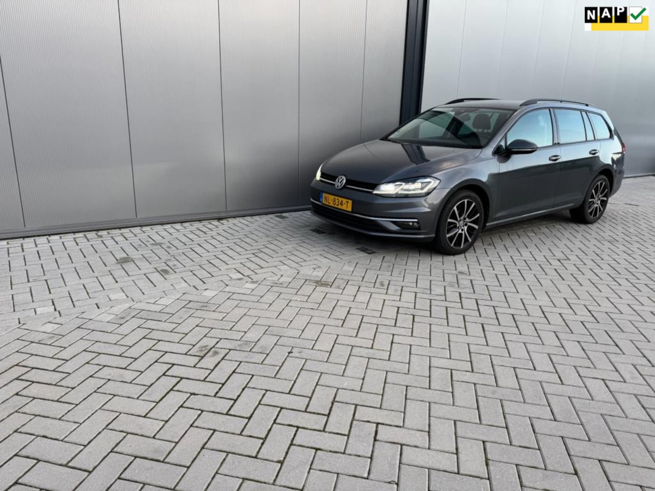 Volkswagen Golf Variant - 1.6 TDI Comfortline 1.6 TDI Comfortline - AutoWereld.nl