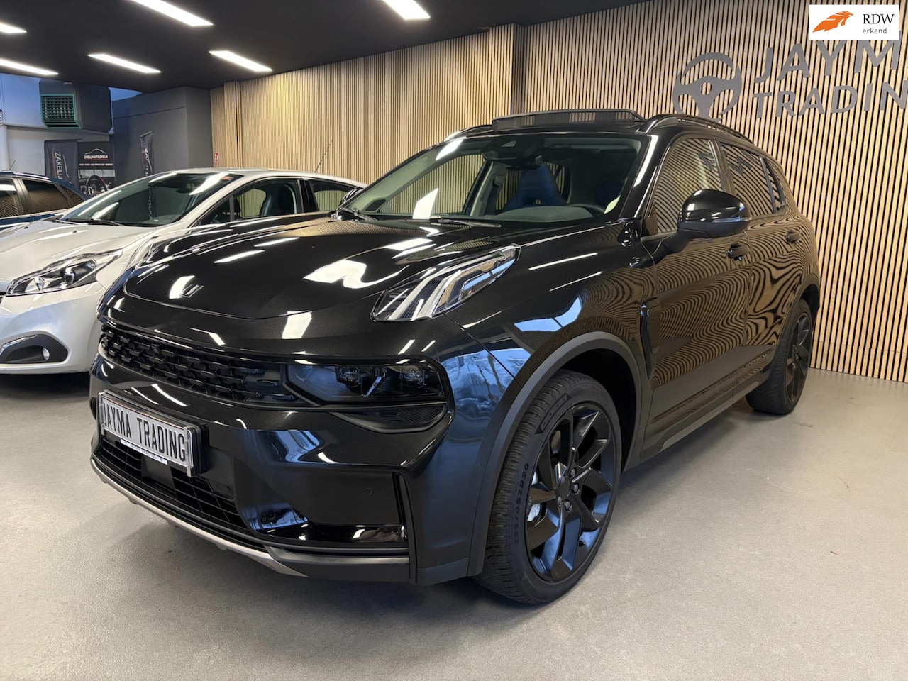 Lynk & Co 01 - 1.5 1.5 , Black Pakket !! - AutoWereld.nl