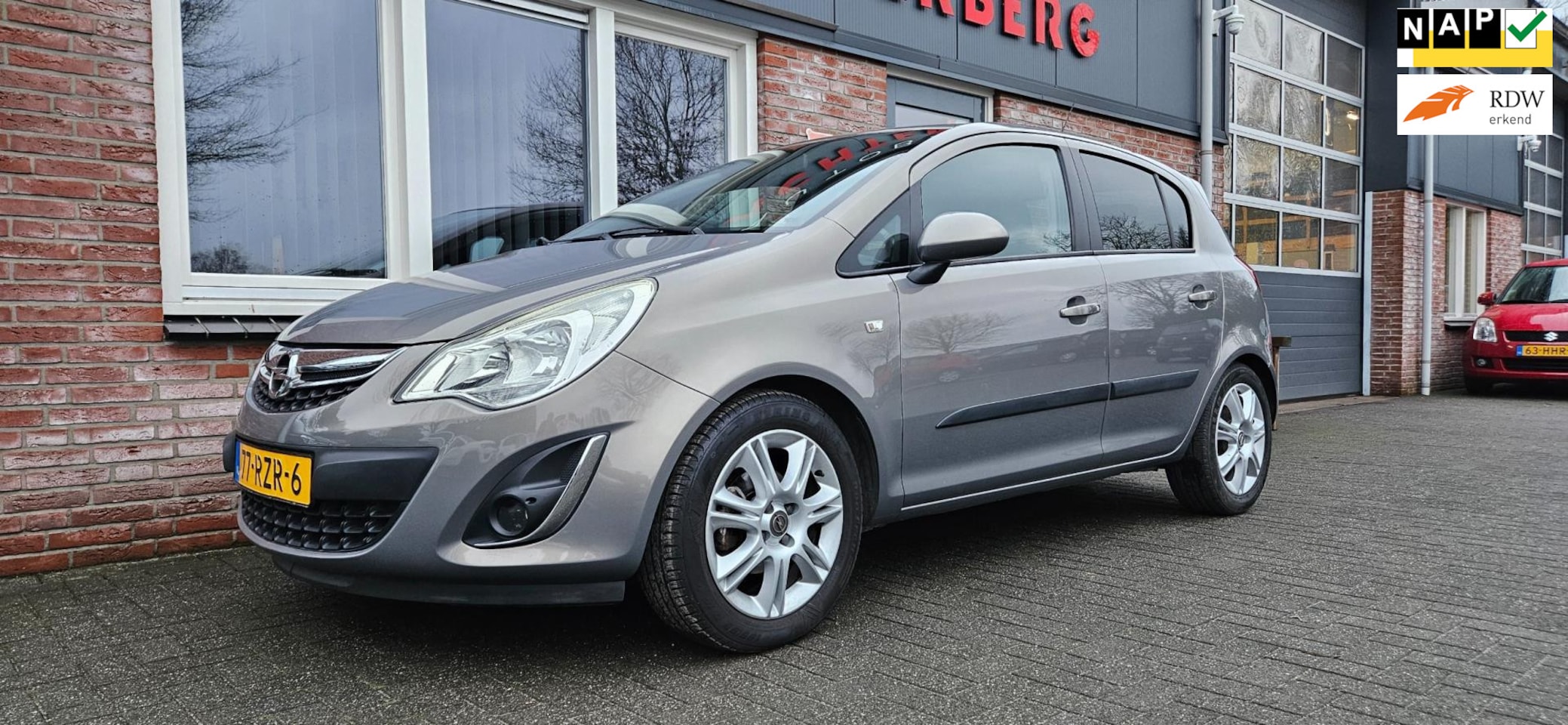 Opel Corsa - 1.2-16V Edition Airco! Cruise Control! 5-Deurs! Trekhaak! Leuke Auto! - AutoWereld.nl