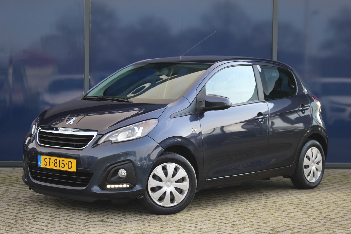 Peugeot 108 - 1.0 e-VTi Active | Cruise Control ! | Airco | Bluetooth | Electrisch pakket | Mistlampen | - AutoWereld.nl