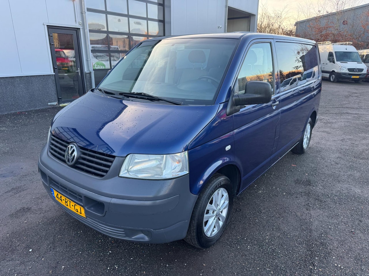 Volkswagen Transporter - 2.5 TDI 300 DC Dubbel Cabine Airco Cruise Control - AutoWereld.nl