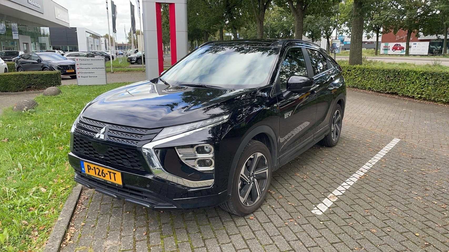 Mitsubishi Eclipse Cross - 2.4 PHEV Instyle 2.4 PHEV Instyle - AutoWereld.nl