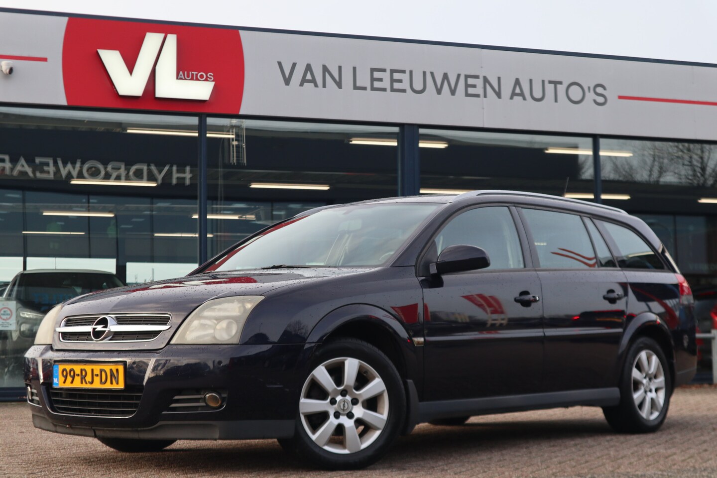 Opel Vectra Wagon - 2.2-16V V-Line | Automatische Airco | Navi | Trekhaak - AutoWereld.nl