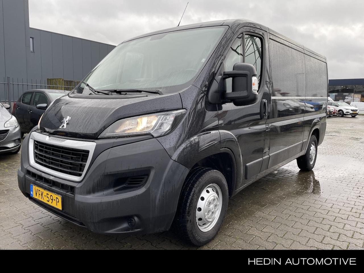 Peugeot Boxer - 330 2.2 BlueHDi 120 L2H1 Premium 58764 km!! | Euro 6 | Navigatie | Camera | Parkeersensore - AutoWereld.nl