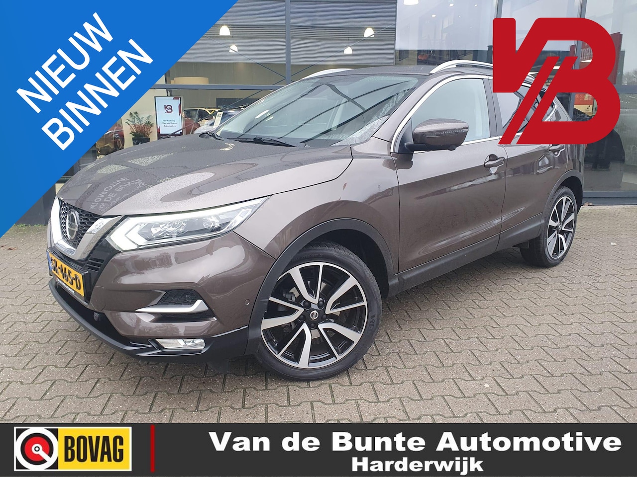 Nissan Qashqai - 1.2 Tekna *Schuifdak* - AutoWereld.nl