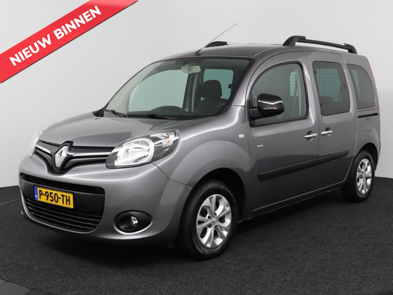 Renault Kangoo Family - 1.2 TCe 115 Pk Limited | 5-Persoons | Airco | Cruise | 2X Schuifdeur | Trekhaak/1350kg | L - AutoWereld.nl