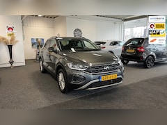 Volkswagen T-Roc - 1.0 TSI Life Business, Navigatie, Climate, Carplay, Led, Lichtmetaal