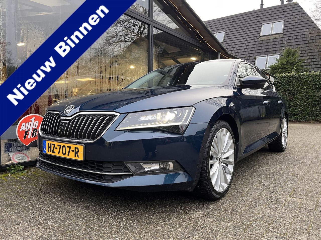 Skoda Superb - 1.4 TSI ACT Style Business 1.4 TSI ACT Style Business - AutoWereld.nl