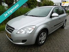 Kia Cee'd - 1.4 X-tra 109pk 5-deurs Airco 2e eigenaar Historie Zuinig