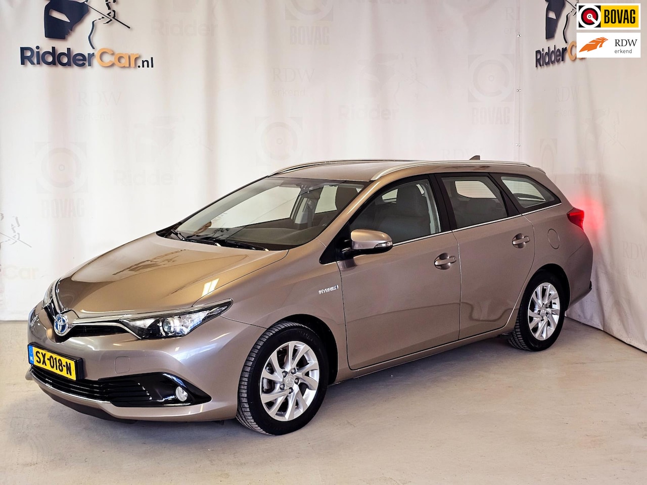 Toyota Auris Touring Sports - 1.8 Hybrid Dynamic|GARANTIE|NAVI|CRUISE|PARK CAM|BLUETOOTH| - AutoWereld.nl