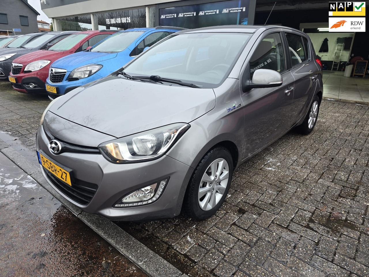 Hyundai i20 - 1.2i i-Deal | 2E EIGENAAR | 12MND GARANTIE | AIRCO | LMV | NAVI | - AutoWereld.nl