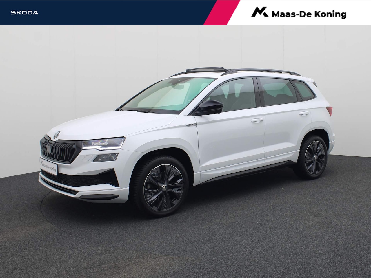 Skoda Karoq - 1.5TSI/150PK ACT Sportline DSG · Panoramadak · Zittingen verwarming · Navigatie · Garantie - AutoWereld.nl