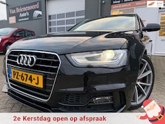 Audi A4 Avant - 2.0 TDI S line quattro Sport Edition 190 Pk met parkeersensoren en navigatie en bluetooth