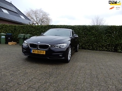 BMW 3-serie Touring - 318i High Executive