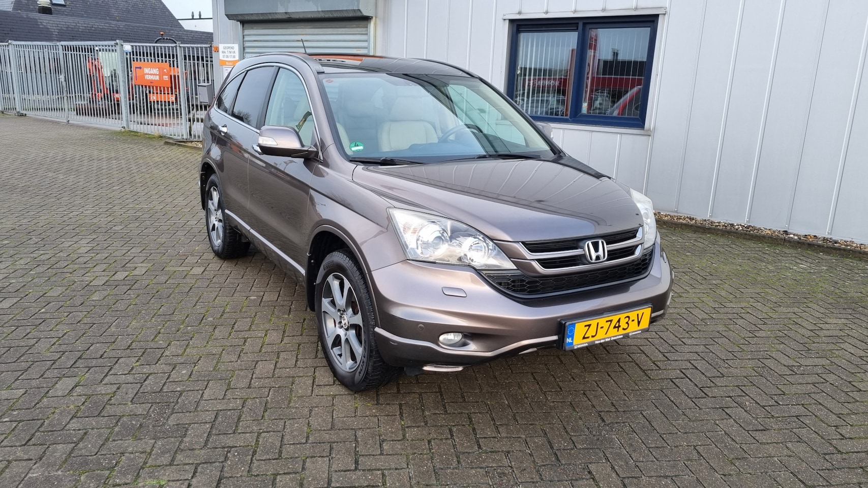 Honda CR-V - 2.0i Executive Automaat Beige Leer Navi - AutoWereld.nl